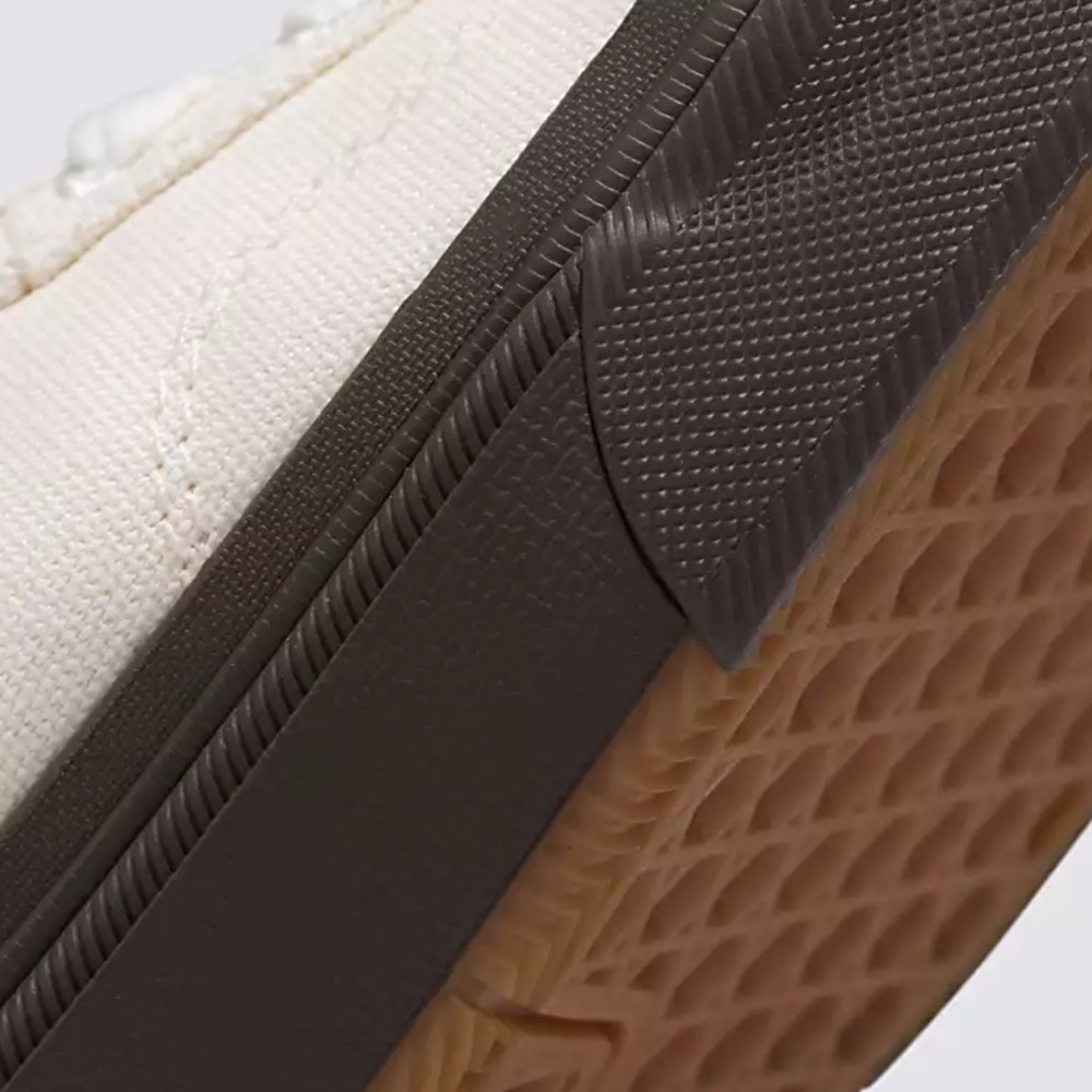 Vans Women’s Crockett High Dec
Quasi White
Vans X Quasi Crockett High Decon Shoe - Picture 6 of 16